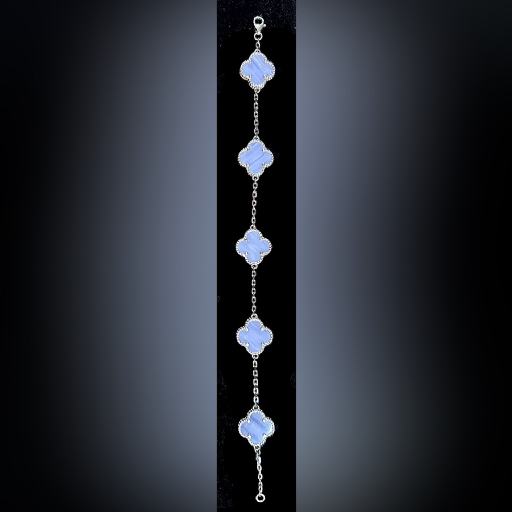 CLOVER & 925 STERLING SILVER Bracelet in Periwinkle Mother Of Pearl 7-8”✨NWOT✨ - Picture 2 of 5